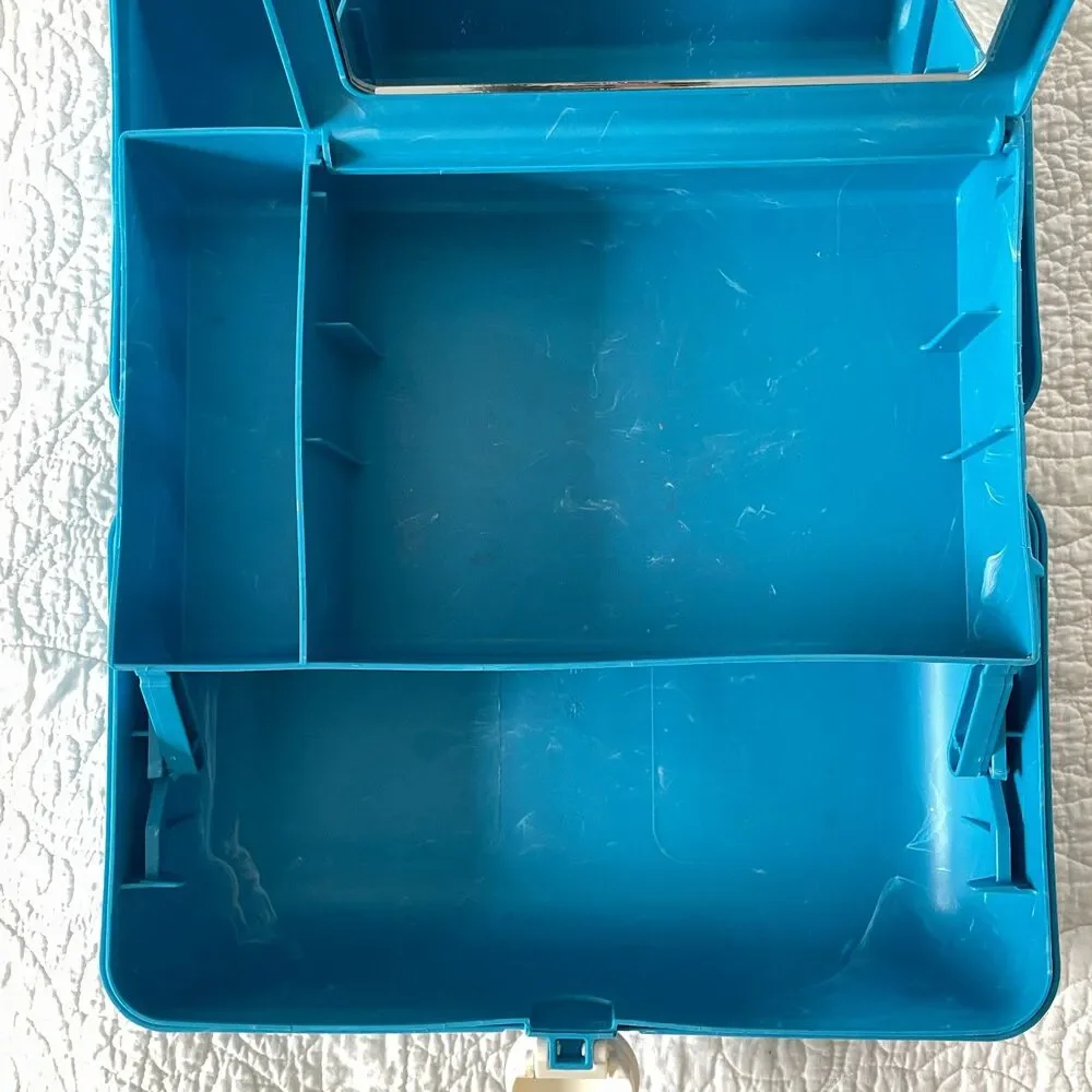 Modern Caboodles On-The-Go Girl Blue Marble Case 5626 Reissue Used